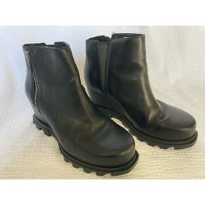 SOREL Joan of Arctic Wedge III Chelsea bootie